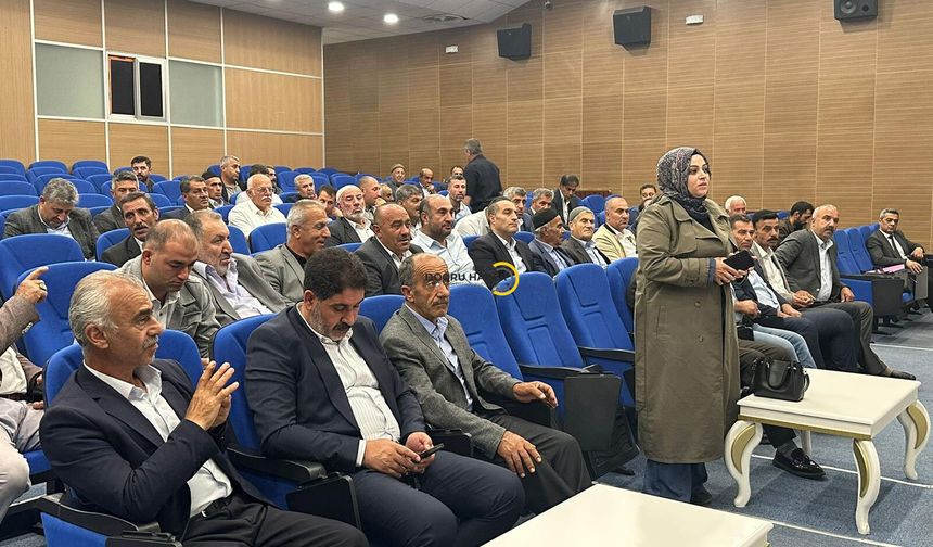 Bitlis’te Muhtarlara Sosyal Hizmetler Eğitimi Verildi