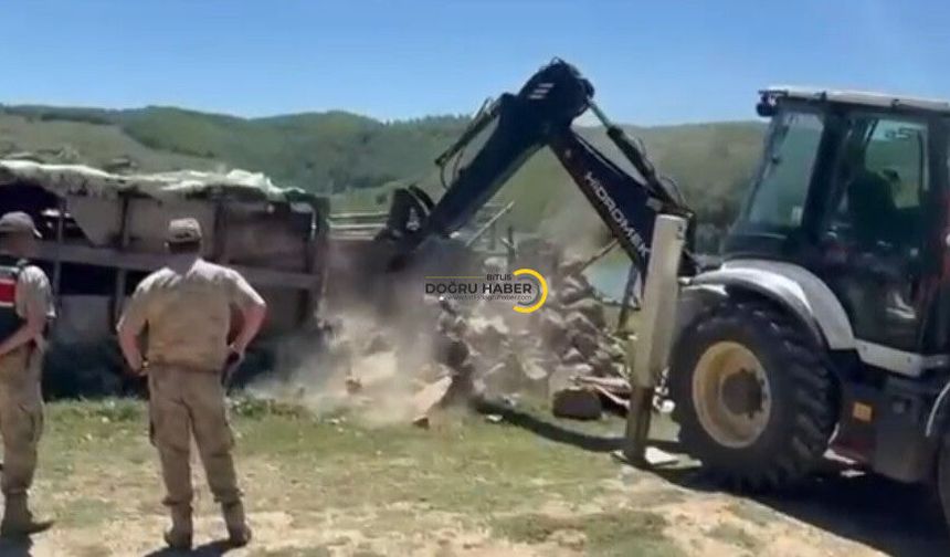 Nemrut Kalderası'ndaki kaçak yapılar yıkıldı