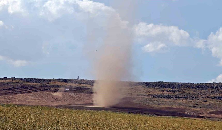 Bitlis'te Hortum Kameralara Yansıdı
