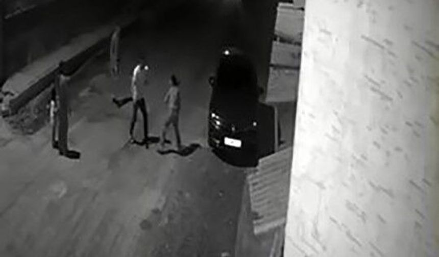 Gece Görüntüleri Yanılttı! Gerçek Güvenlik Kamerasında Ortaya Çıktı