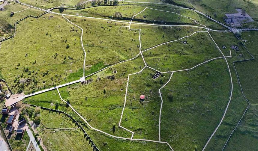 Selçuklu Meydan Mezarlığı Havadan Görüntülendi