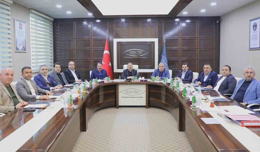 Van'dan Ulaşım Çağrısı: Uçuşlar Artırılmalı