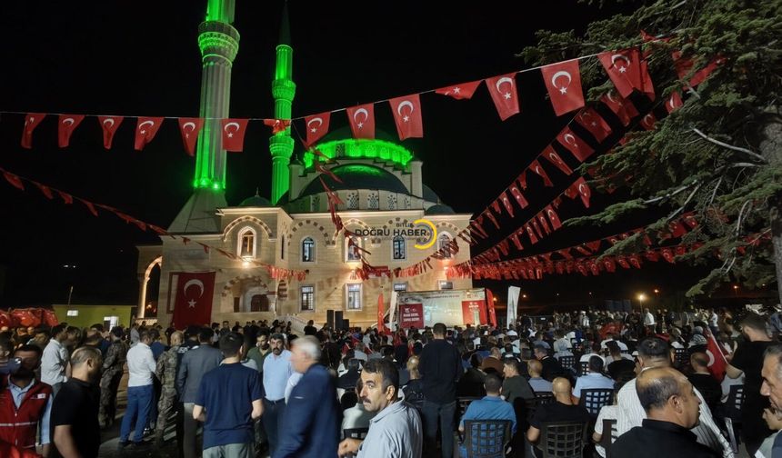 Bitlis'te 15 Temmuz Demokrasi ve Milli Birlik Günü programı düzenlendi