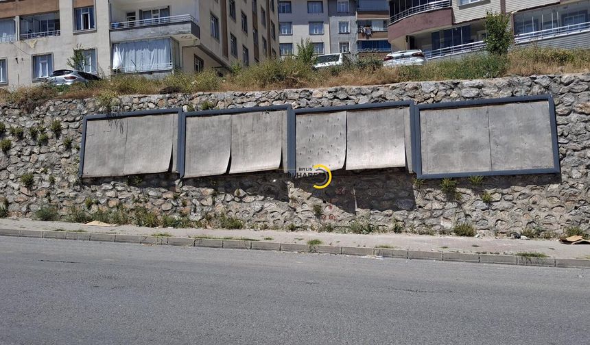 Bitlis'te Bilboardlar Alarm Veriyor