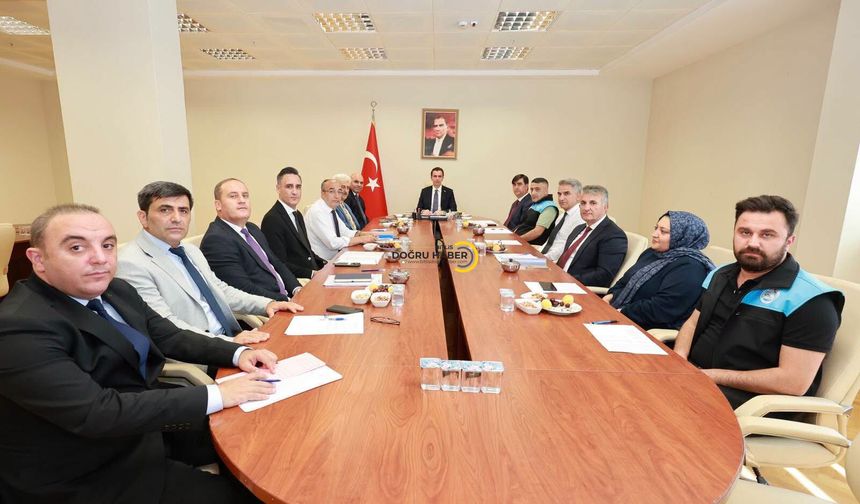 Bitlis'te İl Özel İdaresi Yatırımları Masaya Yatırıldı