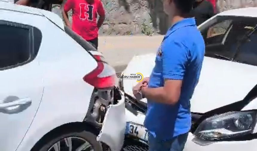 Hüsrevpaşa Mahallesi’nde Maddi Hasarlı Trafik Kazası
