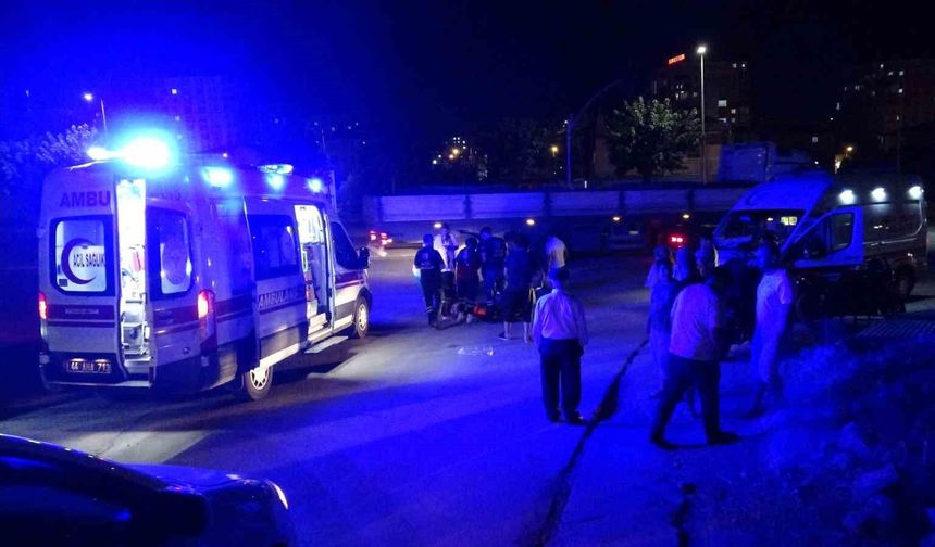 İki Kardeş Ambulanslarla Hastaneye Kaldırıldı