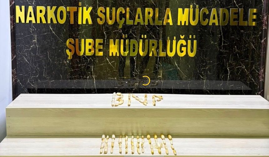 Midelerinde 1 Kilo 392 Gram Metamfetaminle Yakalandılar