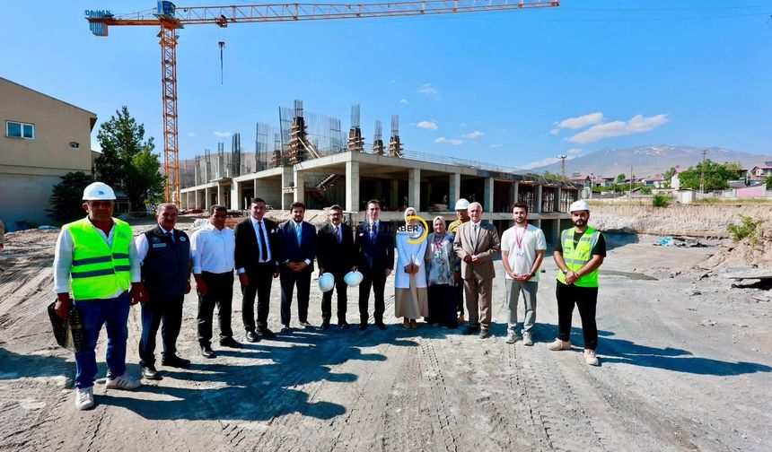 Vali Ahmet Karakaya Adilcevaz'daki Dev Kamu Yatırımlarını Yerinde İnceledi