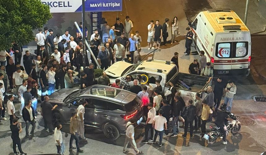 Tatvan’da iki araç çarpıştı: 5 kişi hafif yaralandı