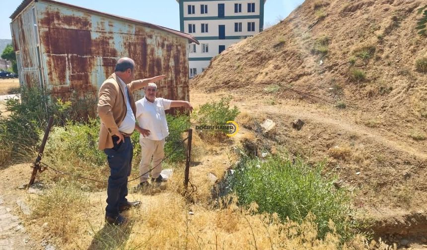 Hizan’da Gençlerin Buluşma Noktası Olacak Semt Sahaları İçin İlk Adım Atıldı