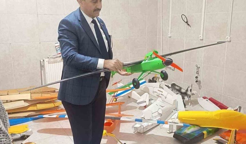 Bolvadin’de Öğrencilerden Yerli İHA Ve SİHA Tasarımları