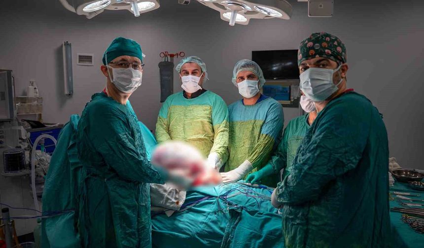 Malatya’da 15 Kiloluk Kitle Başarıyla Çıkarıldı