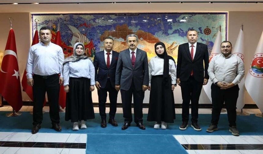 Silopili ikizlerin tıp başarısı
