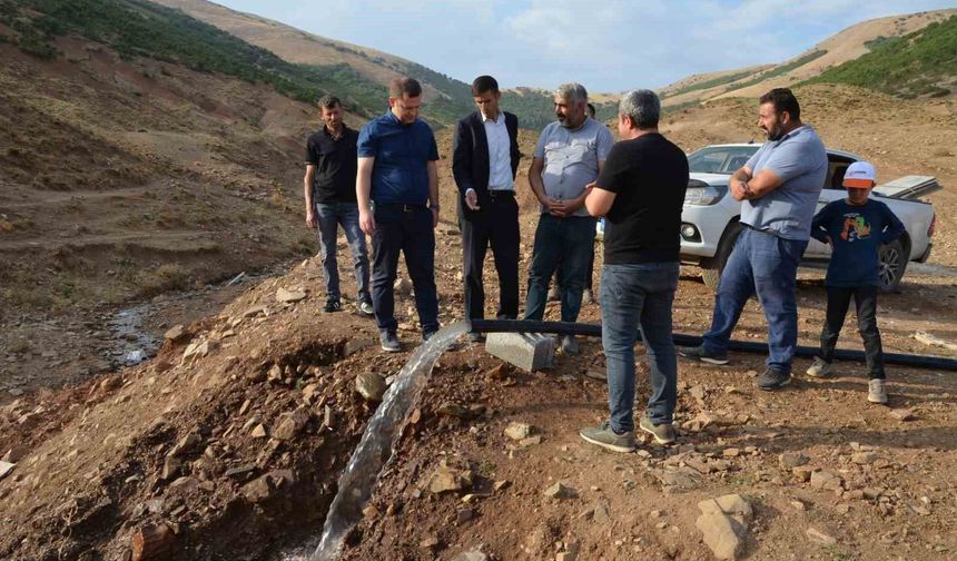 Tatvan Köylerinde Altyapı Çalışmaları Hızlandı