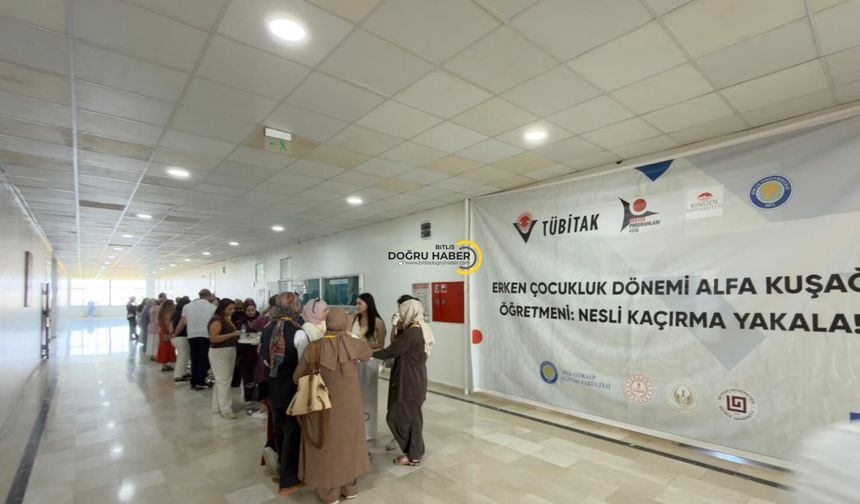 Diyarbakır’da öğretmenlere yapay zekâ eğitimi: Hedef Alfa Kuşağına hazırlıklı eğitimciler
