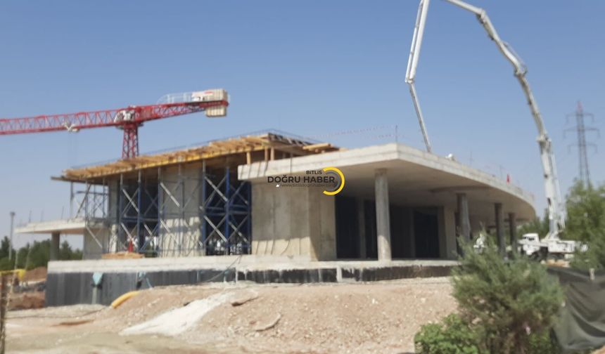 Dicle Üniversitesi’nde Öğrencilere Yeni Yaşam Alanı: Proje Hızla Yükseliyor