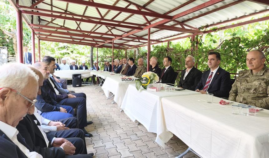 Bitlis Valisi Karakaya, Şehit Bünyamin Barlık’ın Mevlid Programına Katıldı