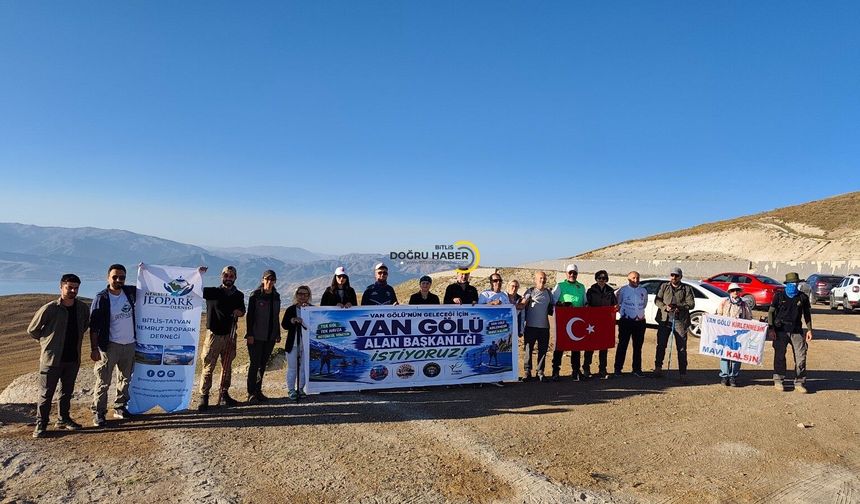 Nemrut kalderası’nda 30 kilometrelik çanak yürüyüşü