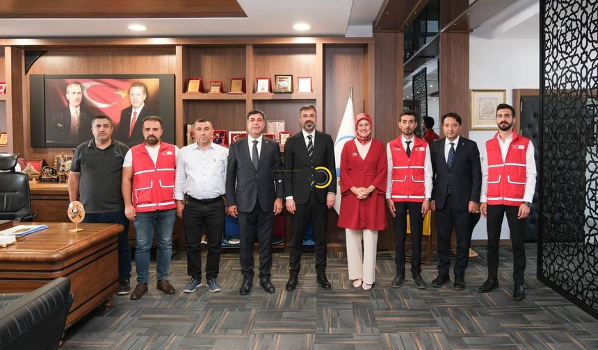 Başkan Tanğlay, Türk Kızılay Genel Başkanı Yılmaz’ı Ağırladı
