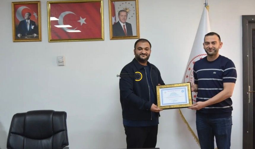Bitlis Devlet Hastanesi’nde 2 Uzman Hekime Teşekkür Belgesi