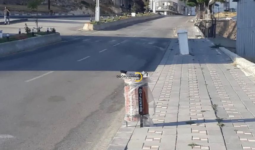 Adilcevaz’da Sahil ve Çarşıya Yeni Çöp Kovaları Yerleştirildi