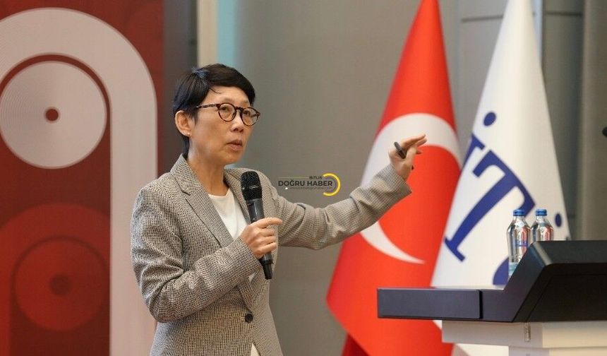 Yapay Zekâ Çağında Eğitim ve İstihdam Masaya Yatırıldı: Üniversite Mezunları İçin Dikkat Çeken Veriler