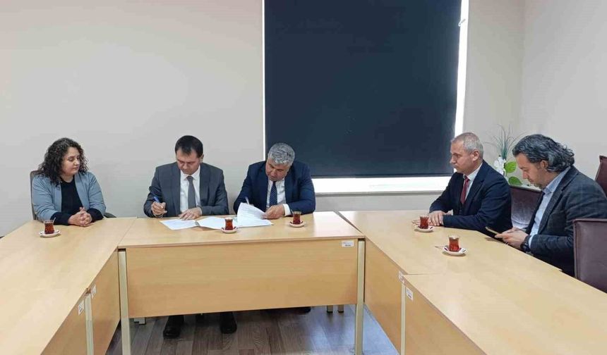 BEÜ İle Güroymak Arasında Eğitim İş Birliği