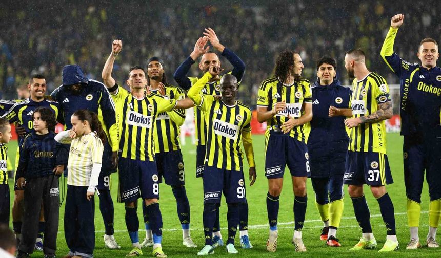 Fenerbahçe’den Üst Üste 3. Galibiyet: Alanyaspor’u 3-0 Yendi