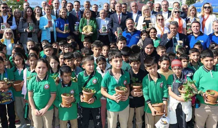 Gaziantep’te Tohum Şenliği Başladı: “Biz Tohuma Döndük”