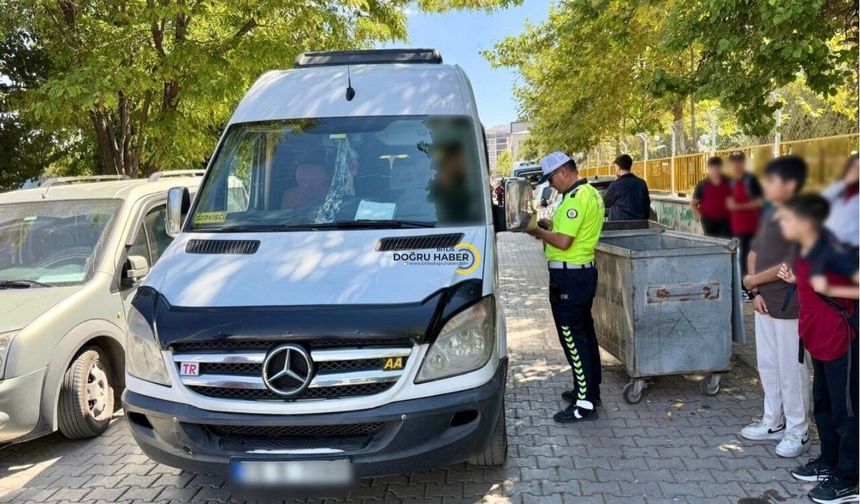 Bitlis’te Okul Çevreleri ve Servis Araçlarına Sıkı Denetim