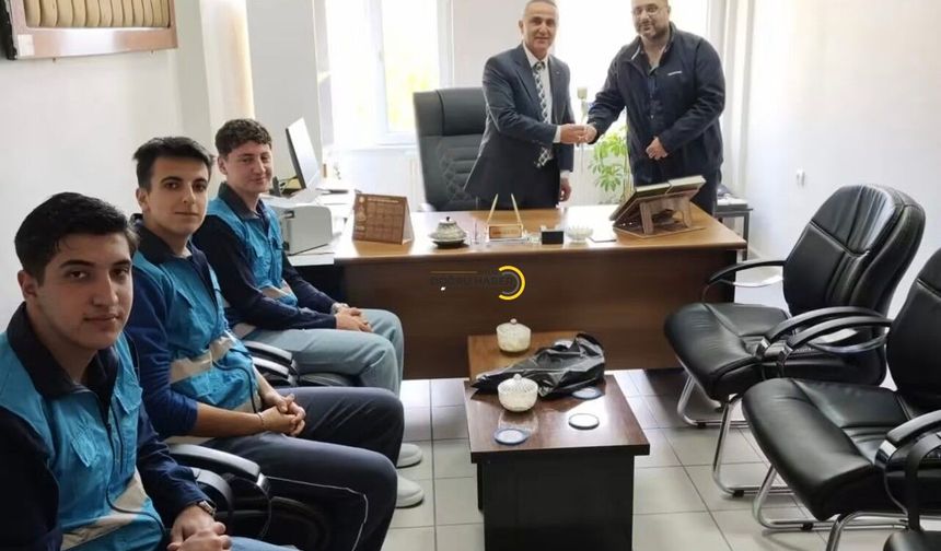 Bitlis’te KYK Öğrencilerinden İl Müftülüğüne Anlamlı Ziyaret