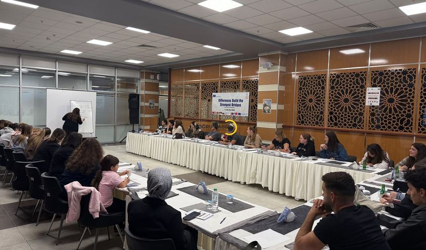 Bitlis’te Uluslararası Gençlik Eğitimi. 5 Ülkeden 35 Katılımcı Bir Arada