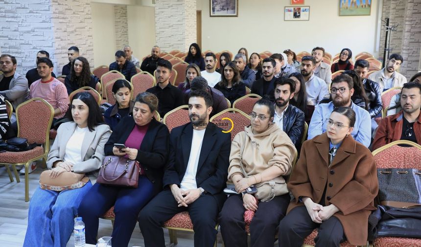 Bitlis’te Maarif Orkestrası, Koro ve Halk Dansları Topluluğu İçin İlk Adım Atıldı