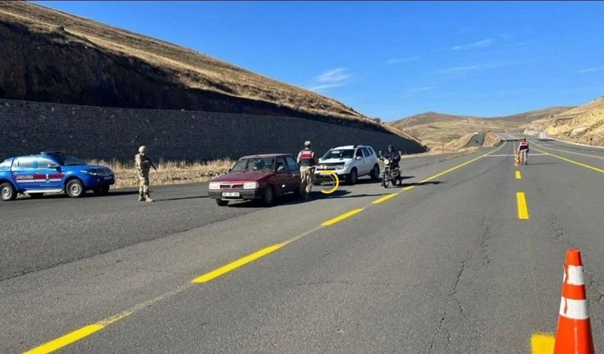Bitlis’in de Aralarında Olduğu 81 İlde Operasyon: 912 Aranan Şahıs Yakalandı!