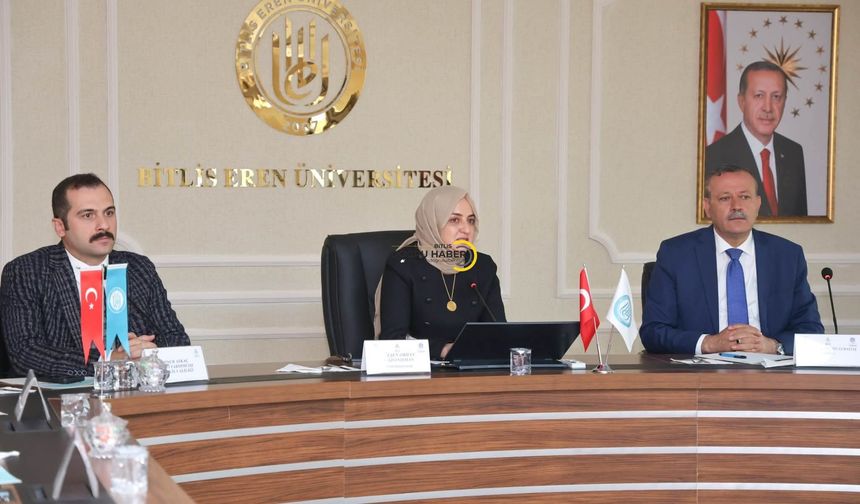 Van Gölü İçin Kritik Toplantı! Koruma Eylem Planı Bitlis’te Masaya Yatırıldı