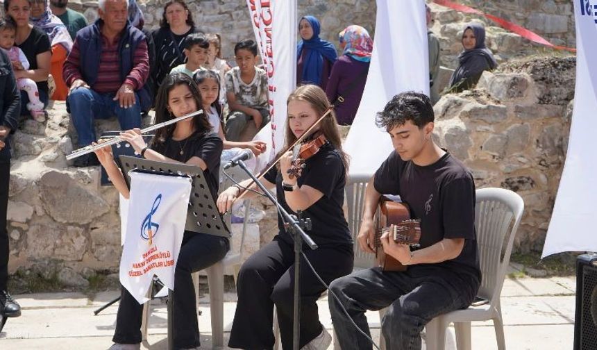 Çardak Bilim Şenliğindeki projeler göz doldurdu